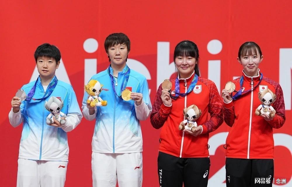 前国乒名将：大家因为喜欢孙颖莎而忽视王曼昱！她们都是中国运动员